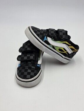 Vans toddler Old Skool checkerboard flame sneakers size 6